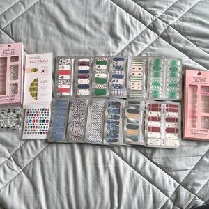 ✨New Nail Sticker Bundle✨